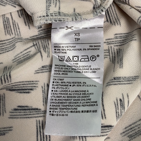 Banana Republic Sleeveless Top / Tank Size XS - Picture 6 of 7